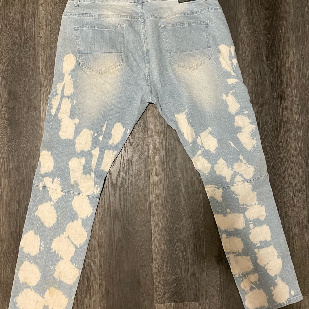 Stylish Blue and White Men's Jeans